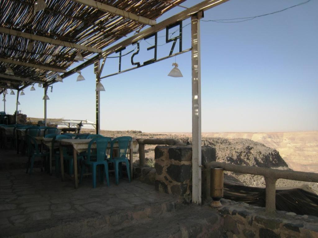 Trajan Guest House Al-Mughayer Esterno foto