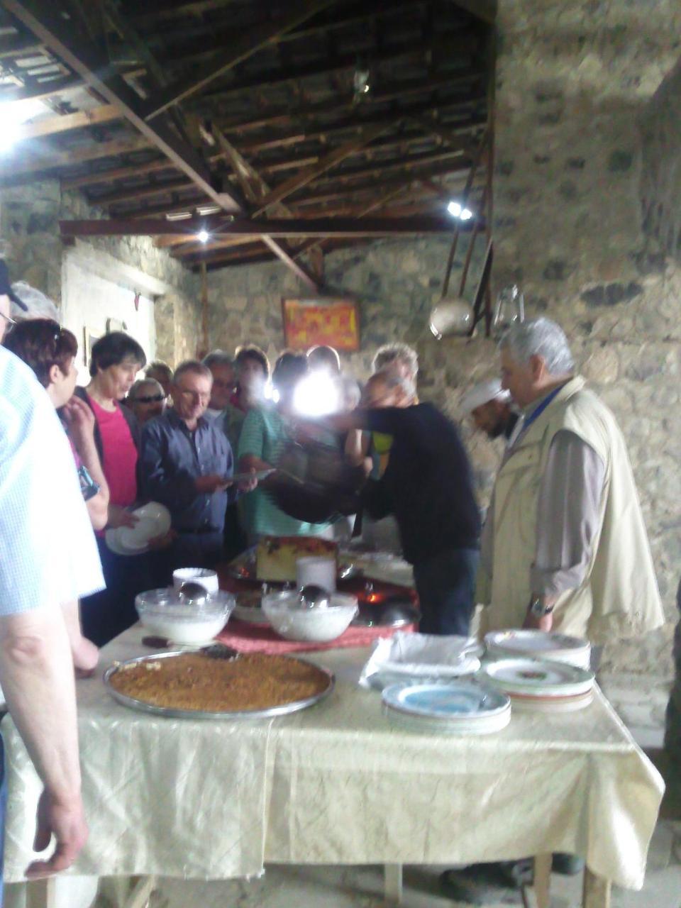 Trajan Guest House Al-Mughayer Esterno foto